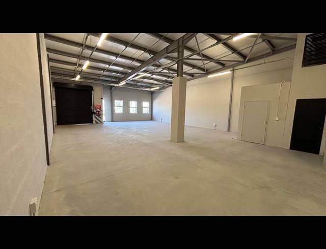 BUSINESS PROPERTY TO RENT IN MILNERTON CENTRAL